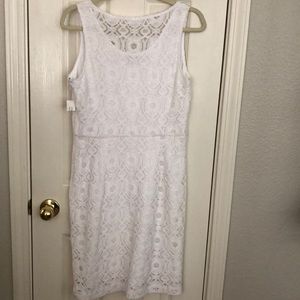 Women’s white design dress